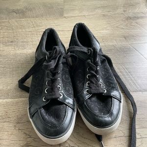 Guess tennis shoes